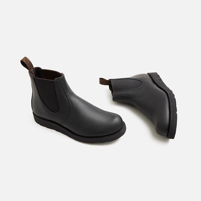 Red Wing Men's 6-inch Classic Chelsea in Black Harness Leather